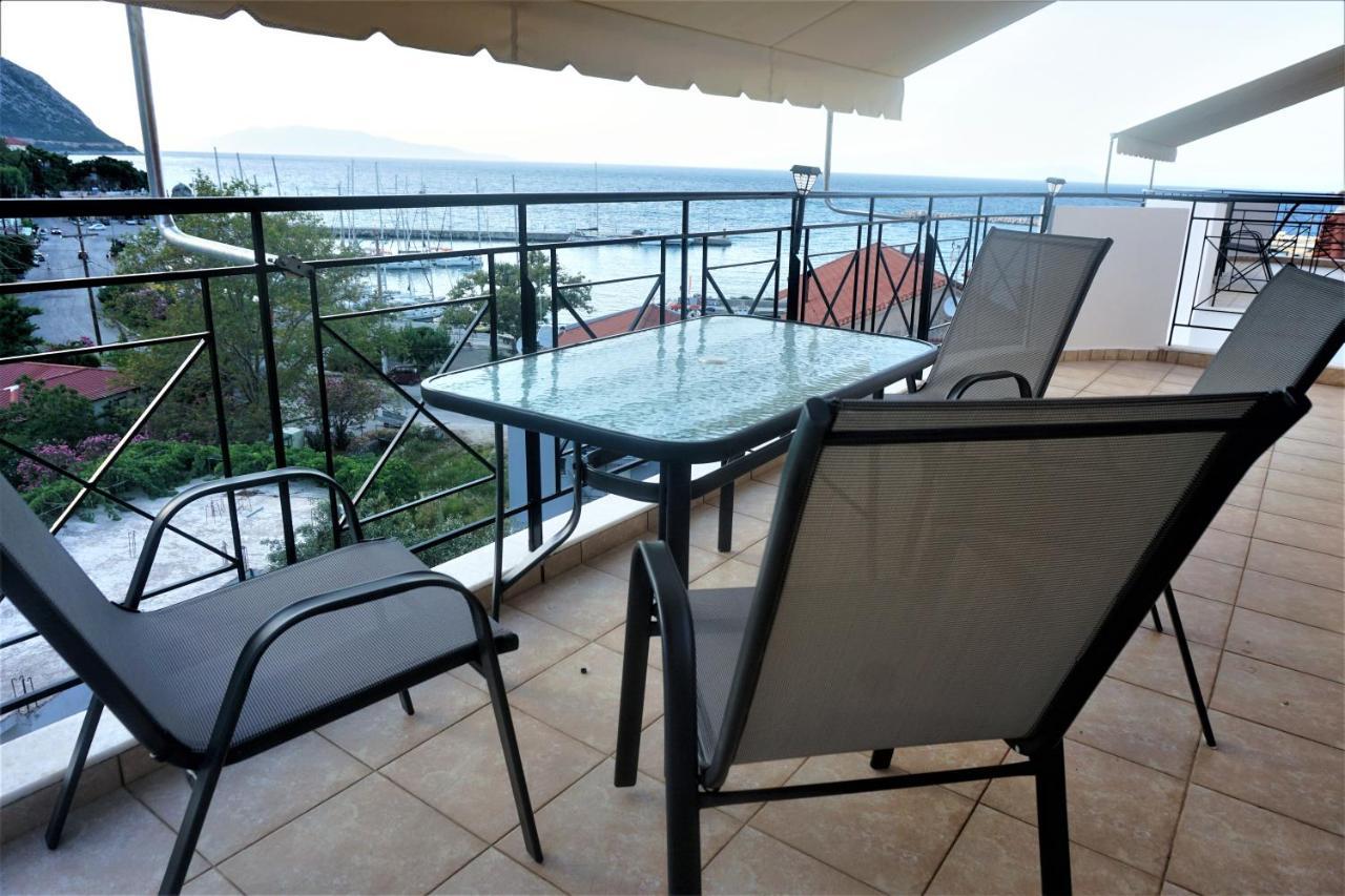 Lasithiotakis Apartments Poros  Eksteriør bilde