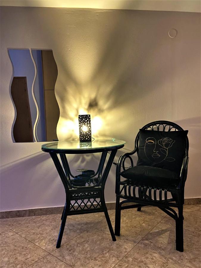 Lasithiotakis Apartments Poros  Eksteriør bilde