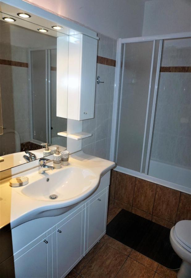 Lasithiotakis Apartments Poros  Eksteriør bilde
