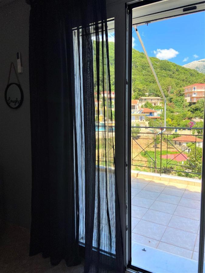 Lasithiotakis Apartments Poros  Eksteriør bilde